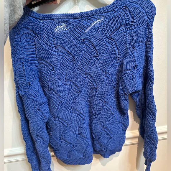 Sweater - Picture 2 of 2
